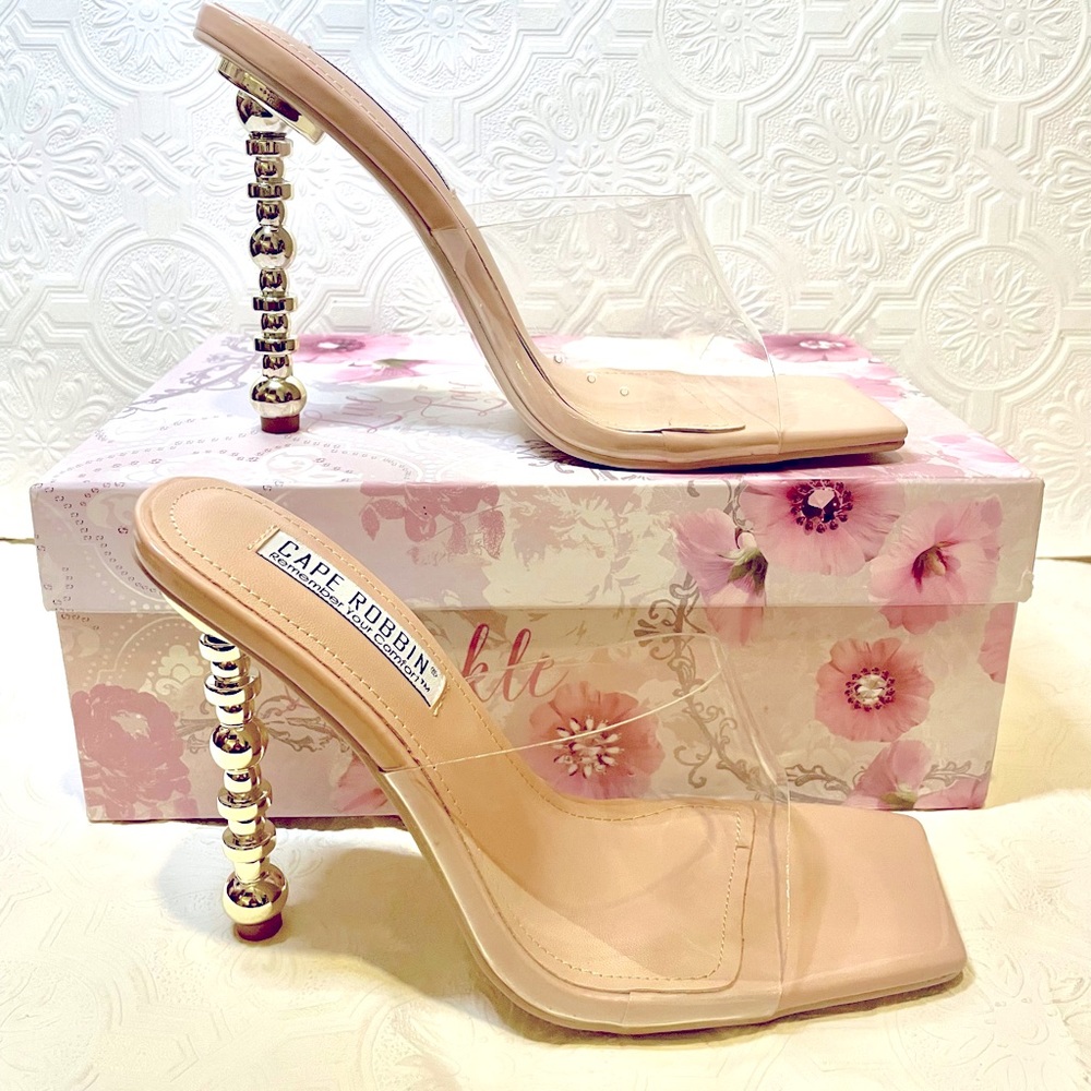 Cape Robbin Nude Translucent Mule Heels Women’s size 8.5 Brand New